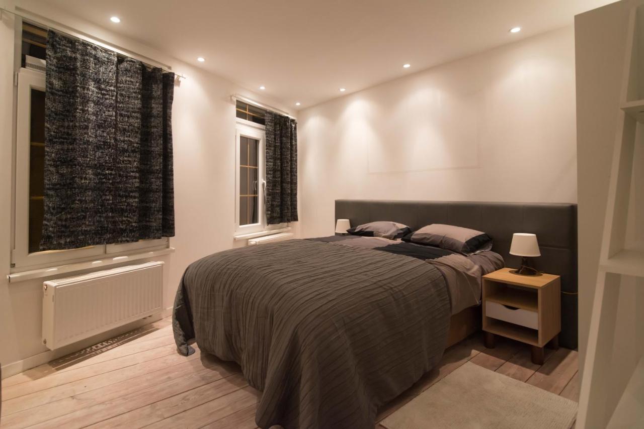 Full 4 Floors House At The Center Villa Antwerpen Bagian luar foto