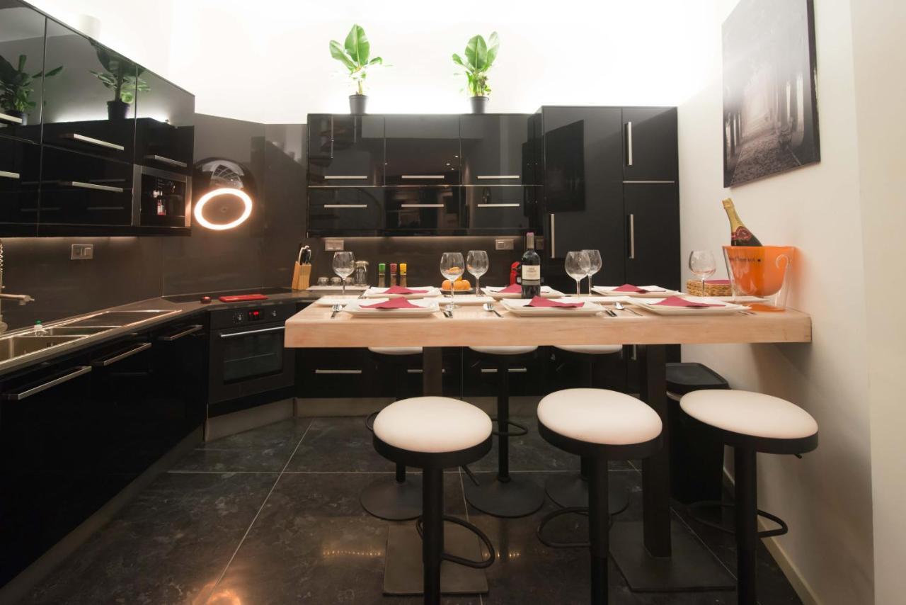 Full 4 Floors House At The Center Villa Antwerpen Bagian luar foto